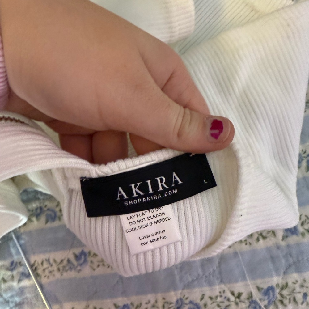 AKIRA White Ribbed Racerback Crop Top - Picture 2 of 2